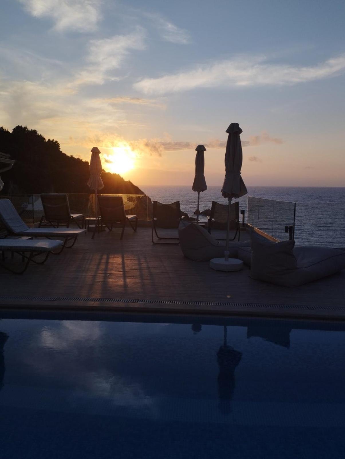 The Ionian View Aparthotel Áyios Nikítas Kültér fotó